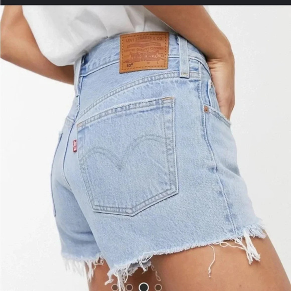Levi’s 501 Denim Shorts - Picture 1 of 6